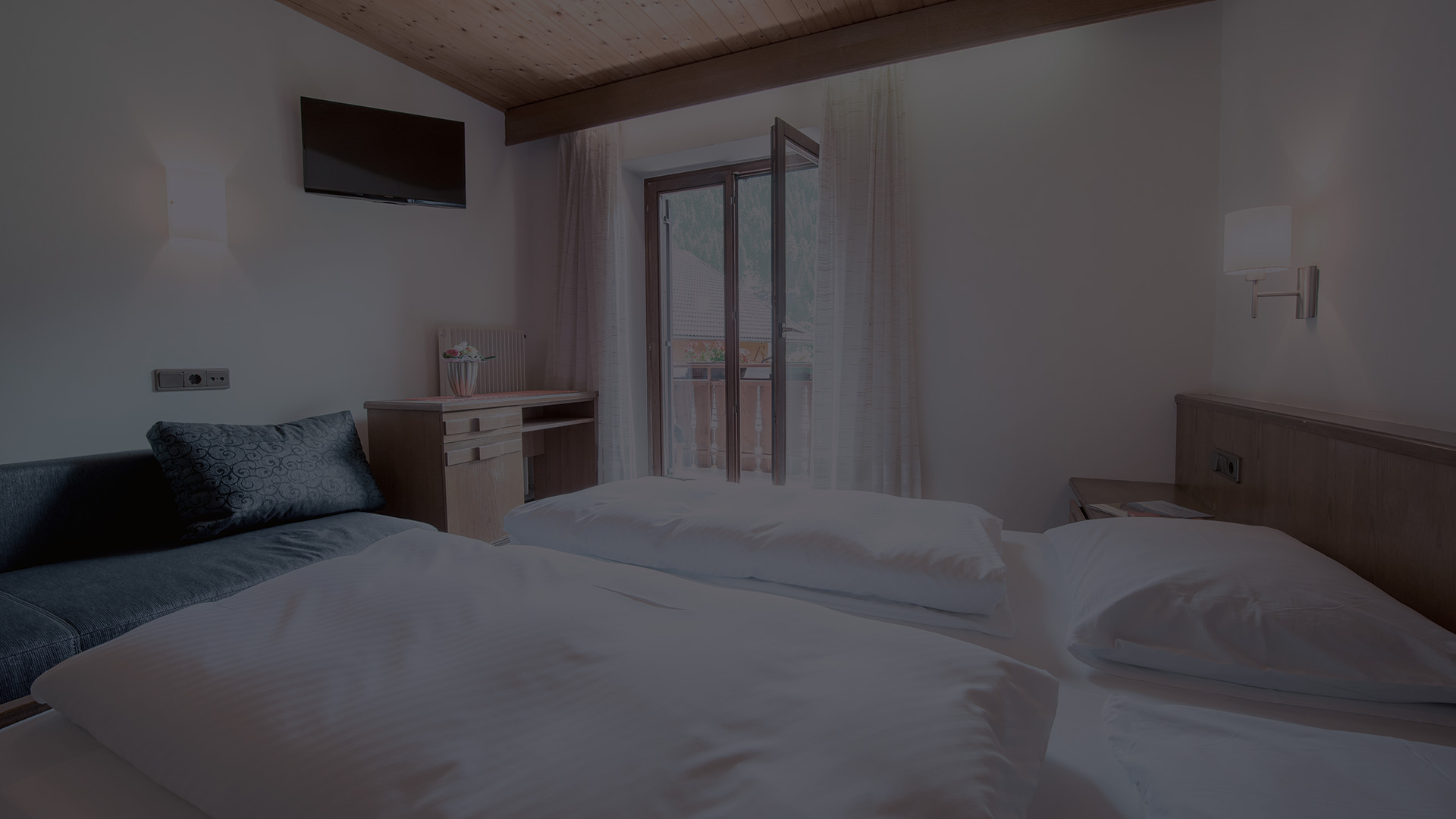Prenotare una camera nell'albergo Rabenstein nella Val Sarentino, Alto Adige